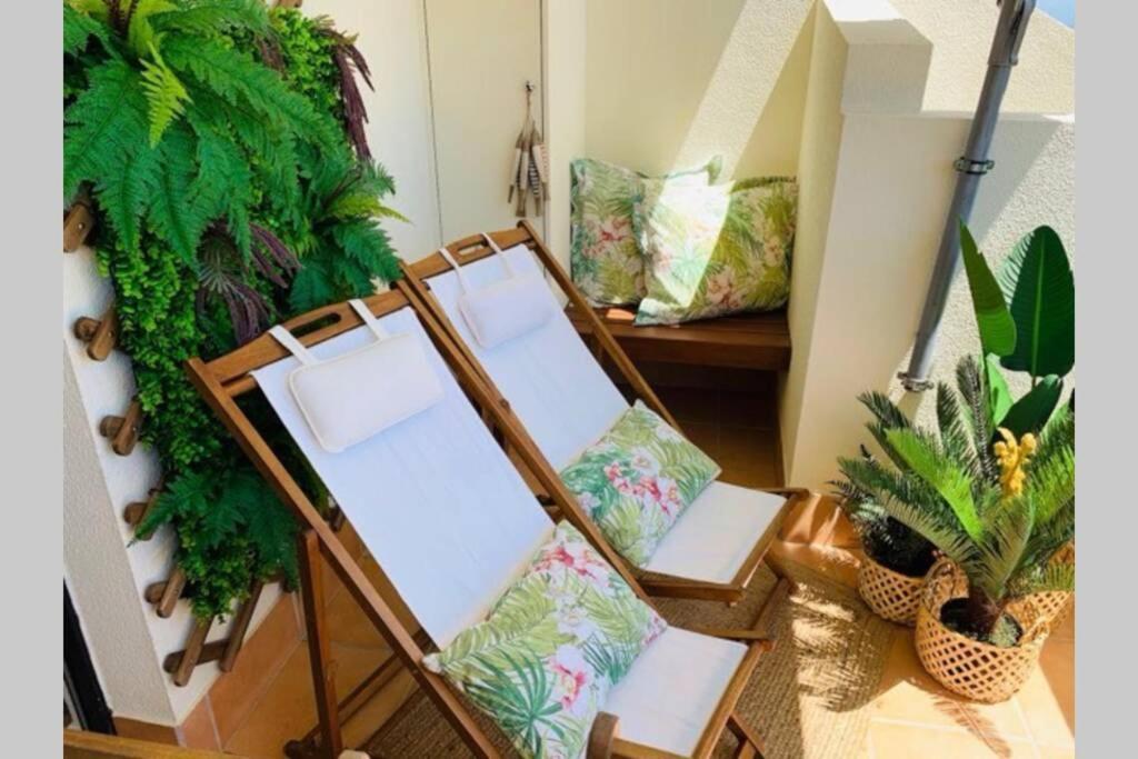 Apartment Terrace Of The Sea